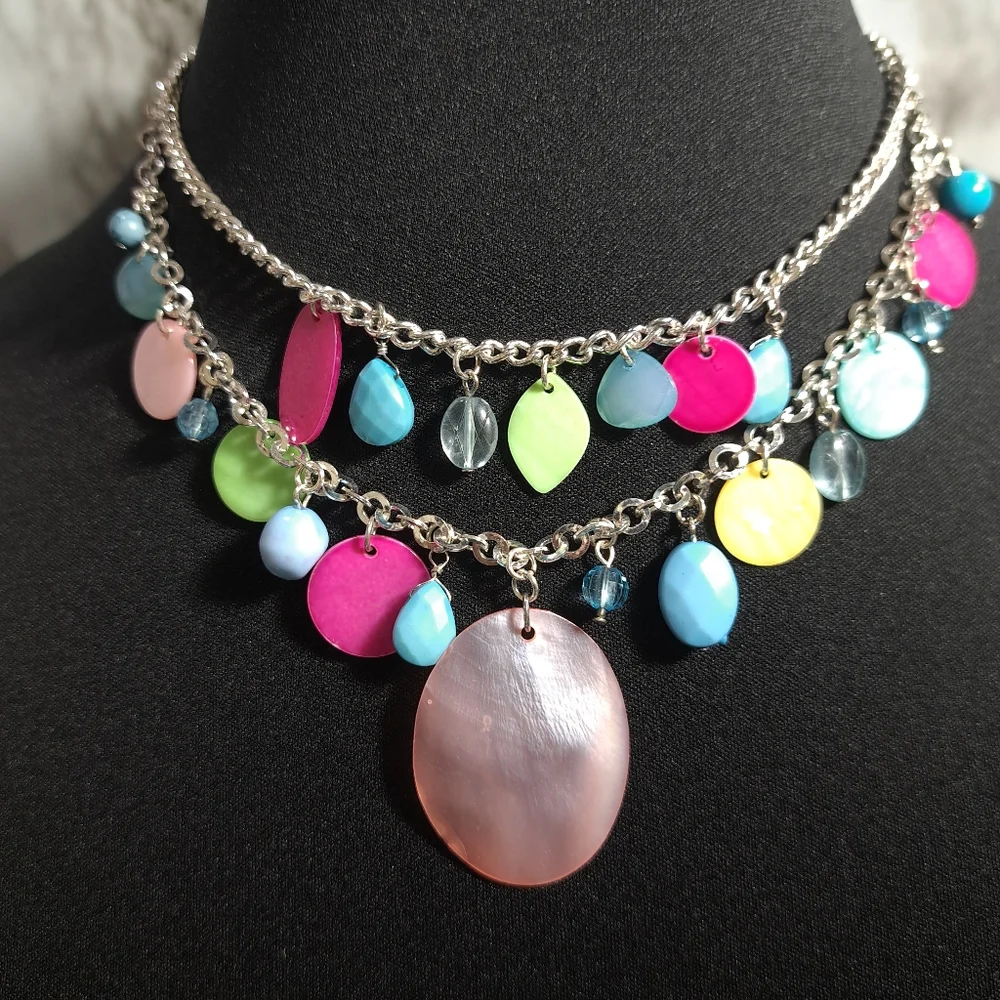 Women's Necklace Pink & Blue Acrylic Beads & Mother Pearls Silver Tone 10 Inches